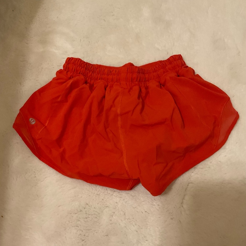 carination red 2.5 inch hotty hot shorts low rise